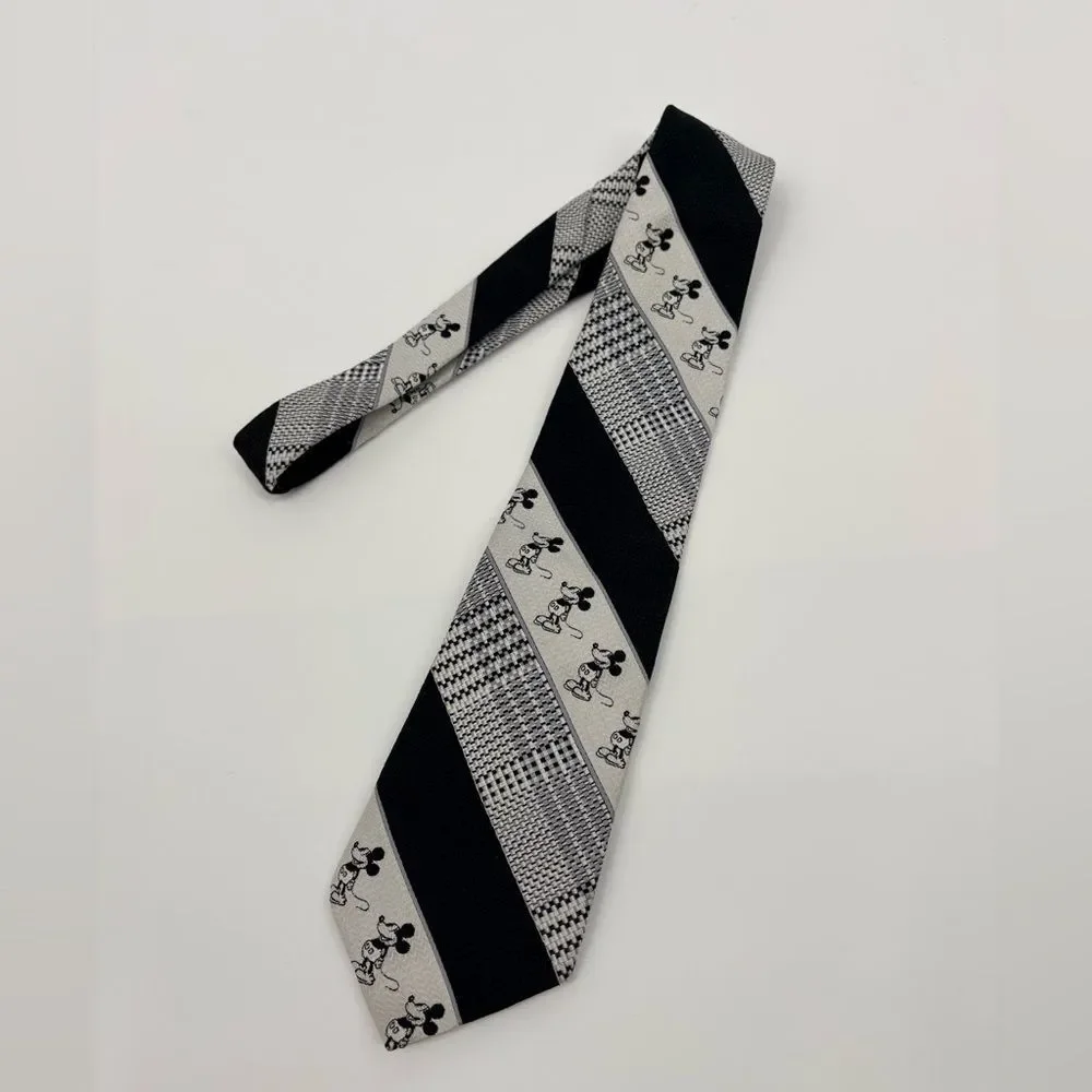 Mickey Mouse Tie by Cervantes Diagonal Stripes Plaid Green 1970’s Disney Vtg